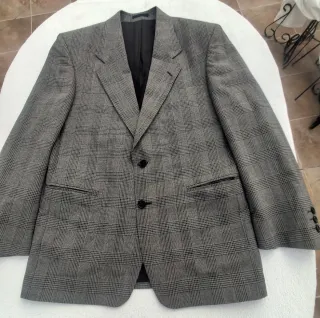 Chaqueta de hombre Talla M. Medidas en descripción