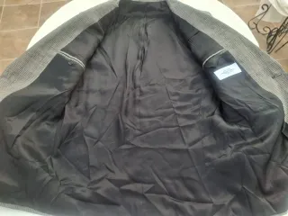 Chaqueta de hombre Talla M. Medidas en descripción