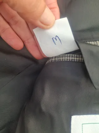 Chaqueta de hombre Talla M. Medidas en descripción