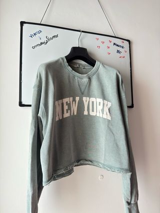 green vintage-effect cotton crop jumper