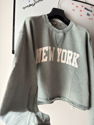 green vintage-effect cotton crop jumper