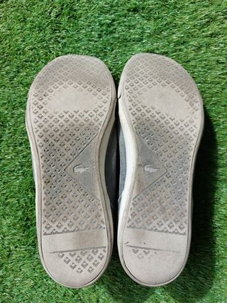 Zapatillas Lacoste grises
