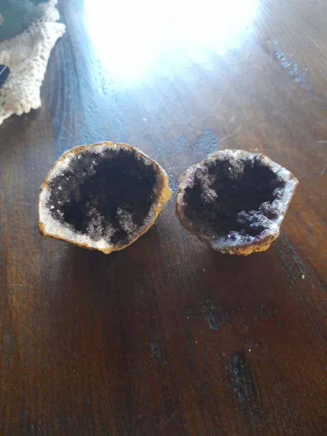 Geodas de cuarzo complementarias