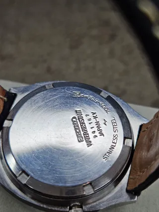 Reloj Seiko 5 Vintage Oro y Plata