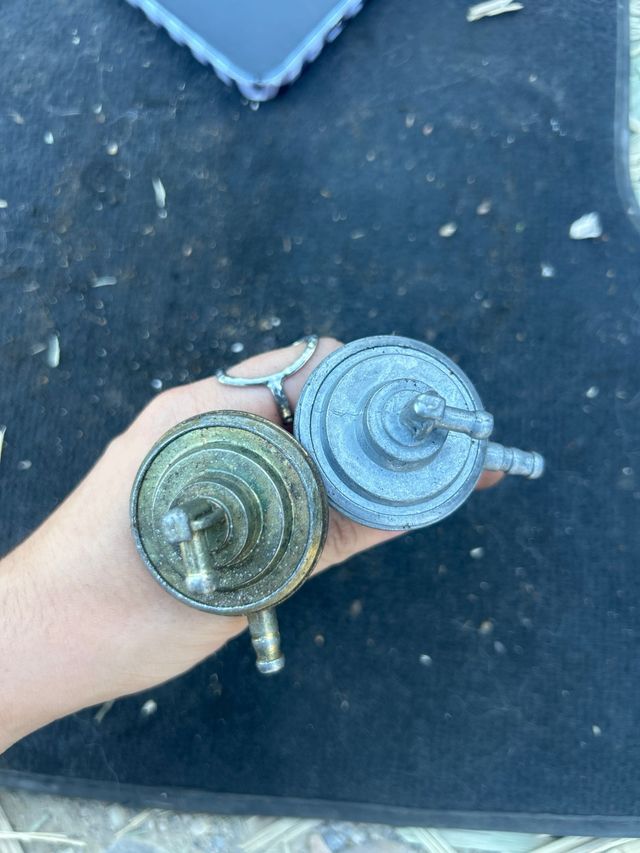 Lote 2 grifos gasolina Derbi Senda