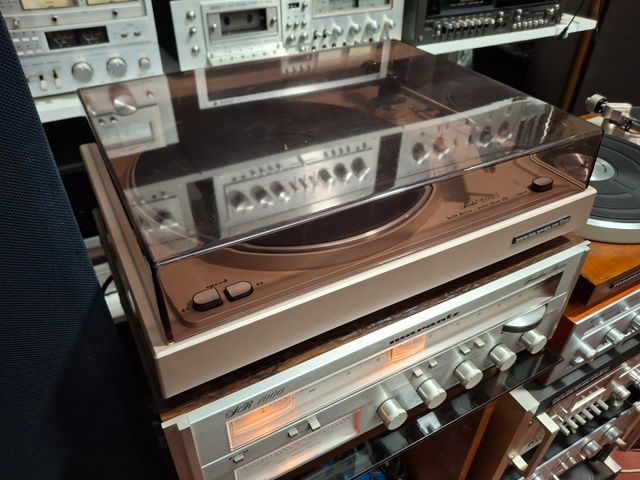 Altavoces + Tocadiscos+ Receiver Marantz  de 1980
