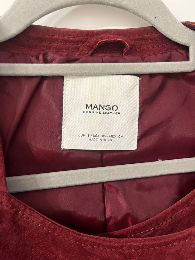 Chaqueta ante granate Mango Talla S