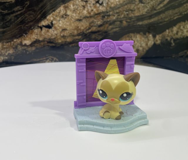 Littlest Pet Shop McDonald’s Happy Meal 2015