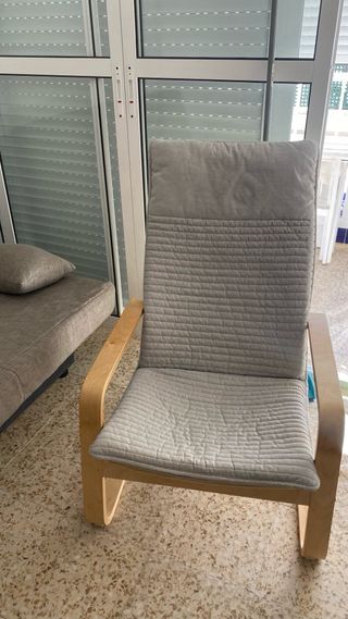 Sofá cama y mecedora Ikea