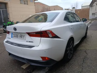 Lexus IS 2015