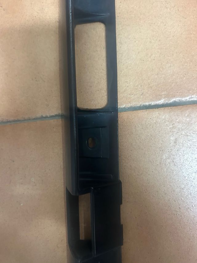 Modanatura della portiera del bagaglio Golf MK2