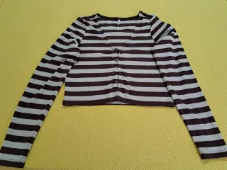Blusa ONLY rayas beige y marrón