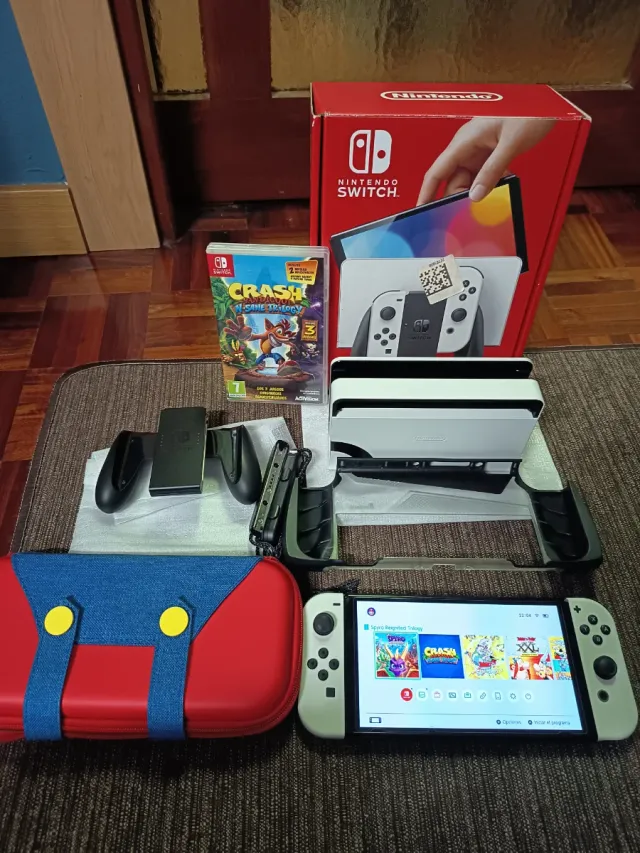 Nintendo Switch OLED bianco impeccabile 