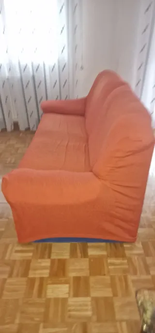 Sofá y sillón de tela