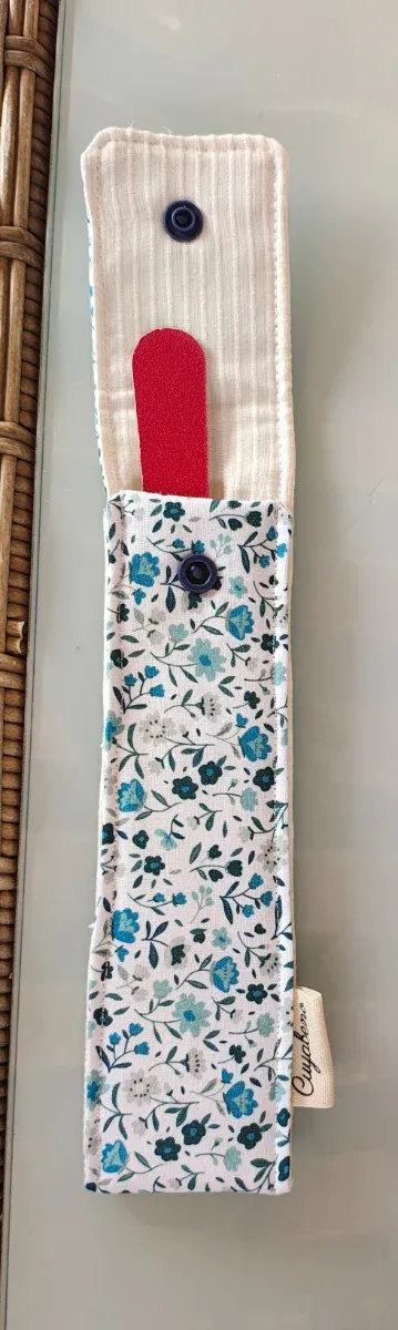 Funda para lima de uñas floral con cierre de snap