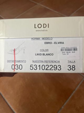 Zapatos de novia LODI blancos y plateados