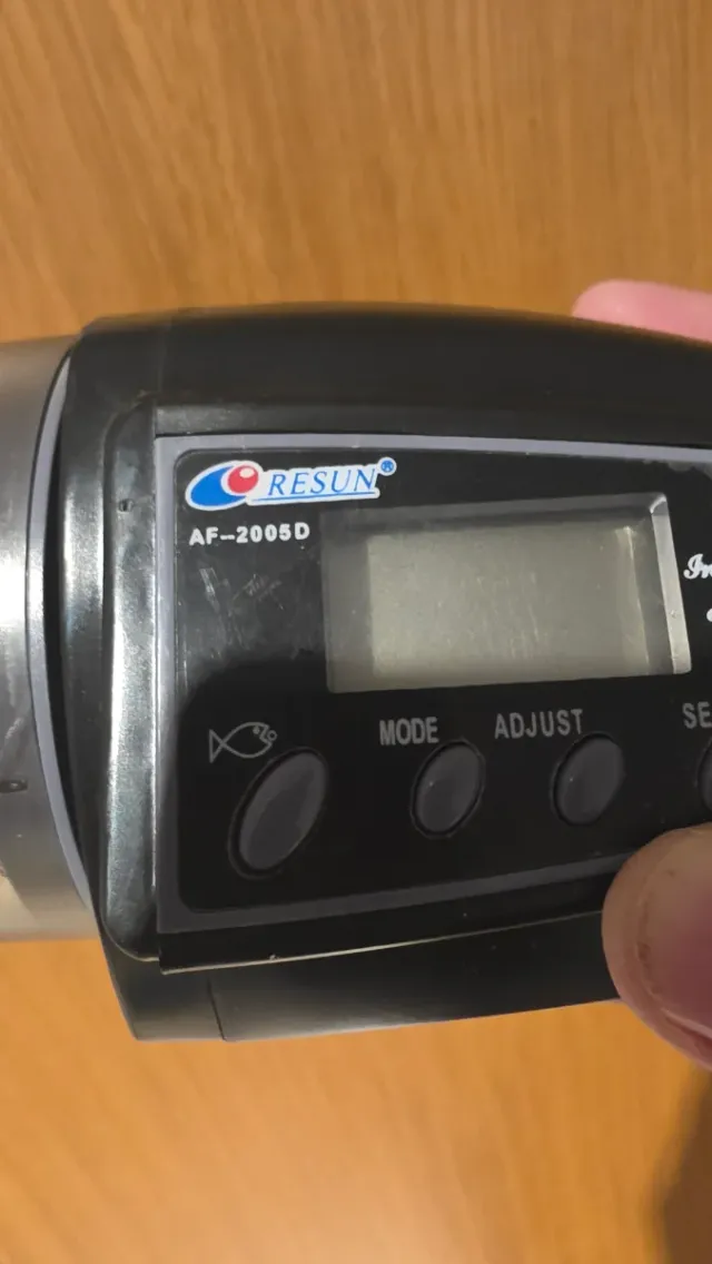 Alimentador Automático Aquário Resun AF-2005D