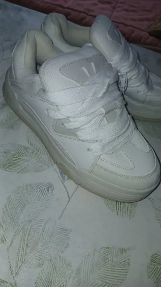 Zapatillas Bershka Blancas Nuevas