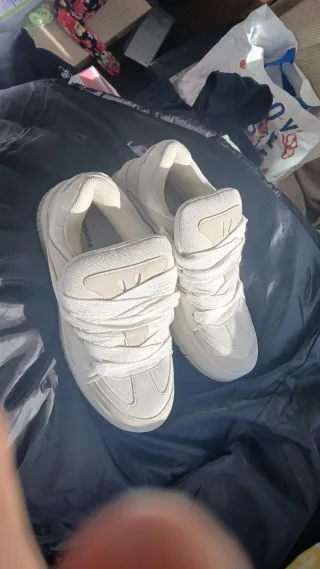 Zapatillas Bershka Nuevas talla 42