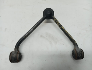 BRAZO SUSPENSION SUPERIOR DELANTERO DERECHO SSANG