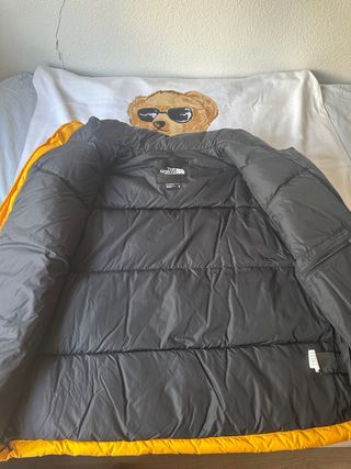 Chaleco The North Face Negro y Amarillo
