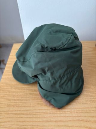 Gorra de invierno verde