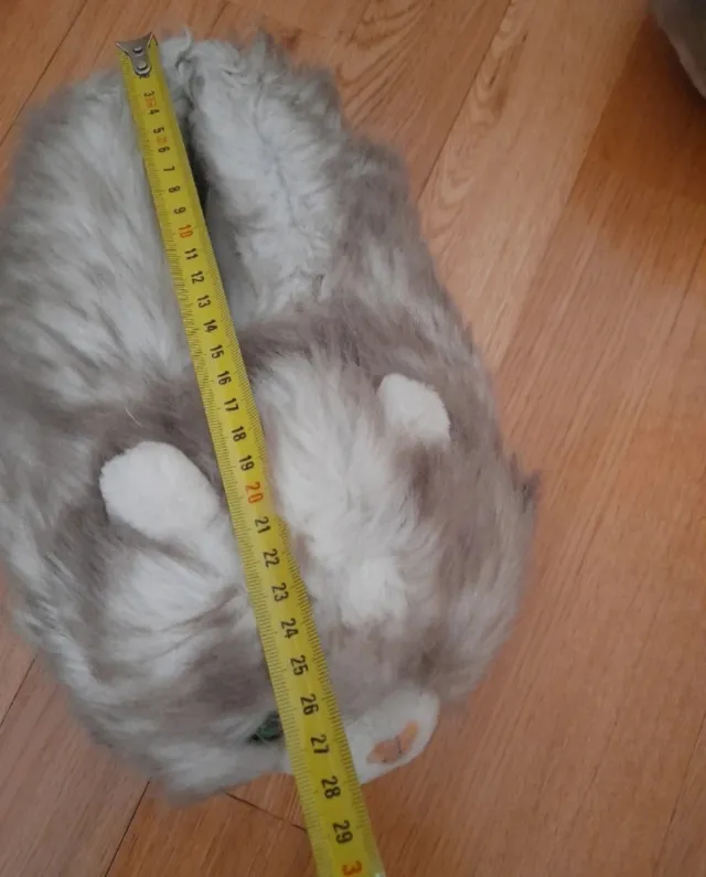 Zapatillas de peluche grises y blancas