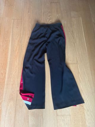 Pantalón Zara con bandas laterales