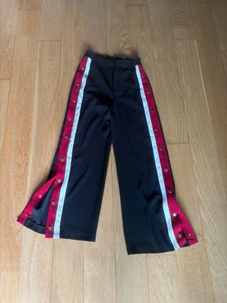 Pantalón Zara con bandas laterales