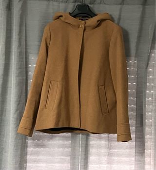 Chaqueta abrigo marrón con capucha