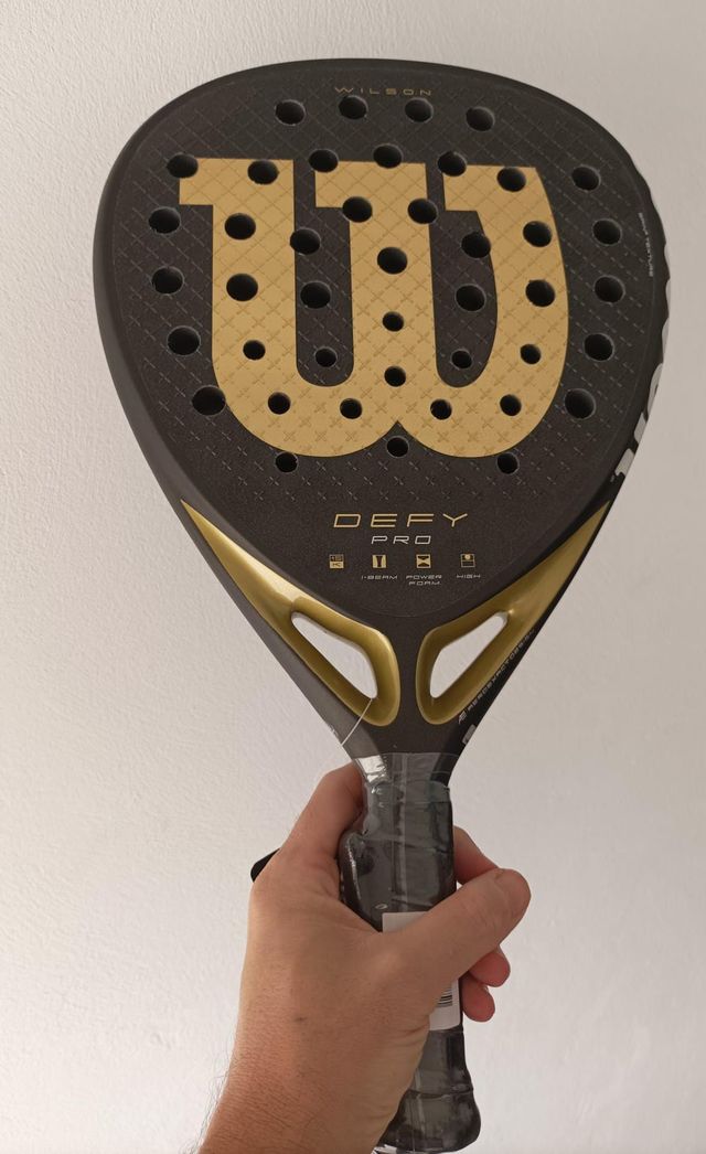 Pala Wilson Defy Pro V1 2025