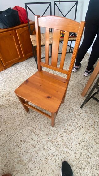 Mueble comedor madera provenzal con sillas y mesa