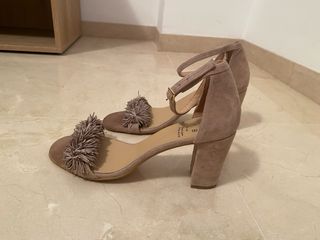 Sandalias tacón KMB Beige T41. un uso
