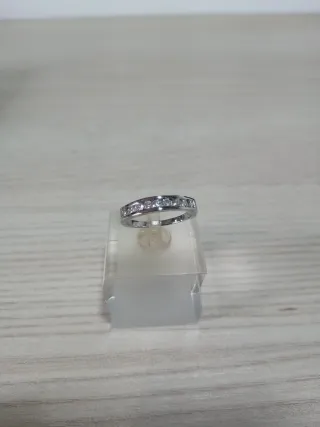 Sortija oro blanco y diamantes