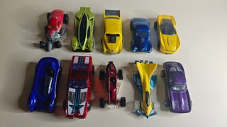 10 auto in metallo Hot Wheels
