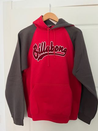 Sudadera Billabong Roja y Marrón con Capucha