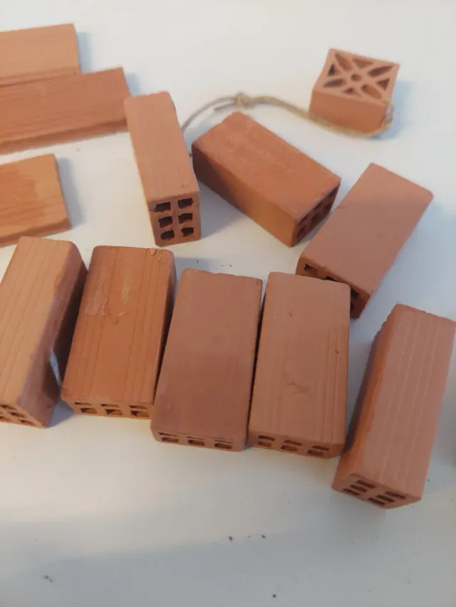 Ladrillos miniatura para maquetas, belenes...