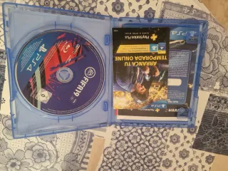 PS4 Slim 1TB FIFA 19 Bundle