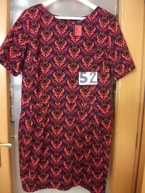 Parka, gabardina, vestido, blusas, pantalón, T. 52