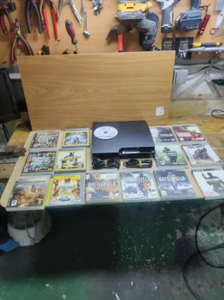 Consola PlayStation 3 Negra + Juegos