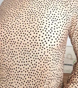 Vestido lunares beige y negro