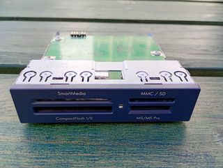 Lector Tarjetas HP SmartMedia MMC/SD CF MS