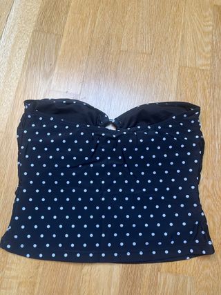 Top bikini lunares sin mangas