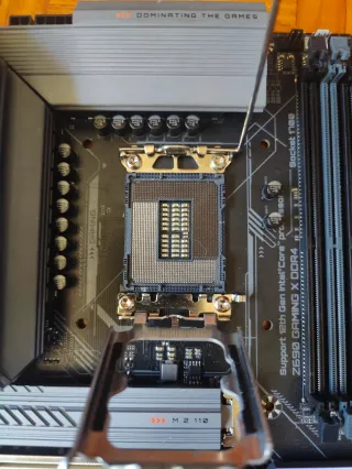 Gigabyte Z690 Gaming X DDR4
Para piezas o reparar