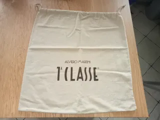 Alviero Martini 1A Classe dustbag
