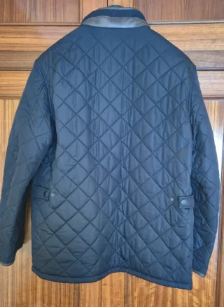 Chaqueta Barbour acolchada negra