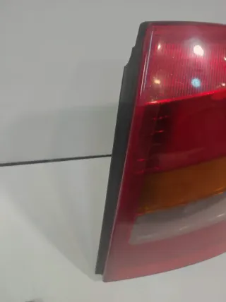 Piloto trasero izquierdo Opel Astra G