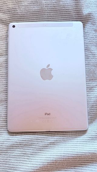 iPad 6ª Gen (2018) Blanco