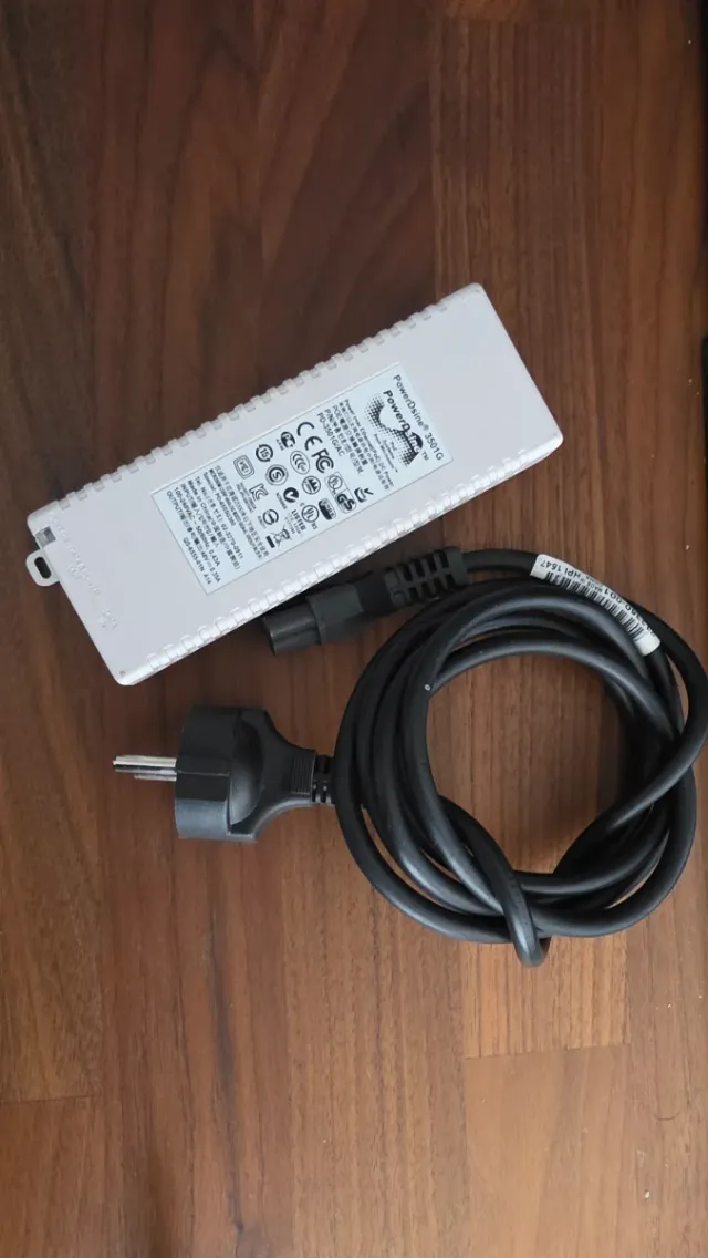 Injetor PoE Gigabit PowerDine