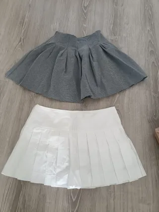 Falda Zara gris y blanca